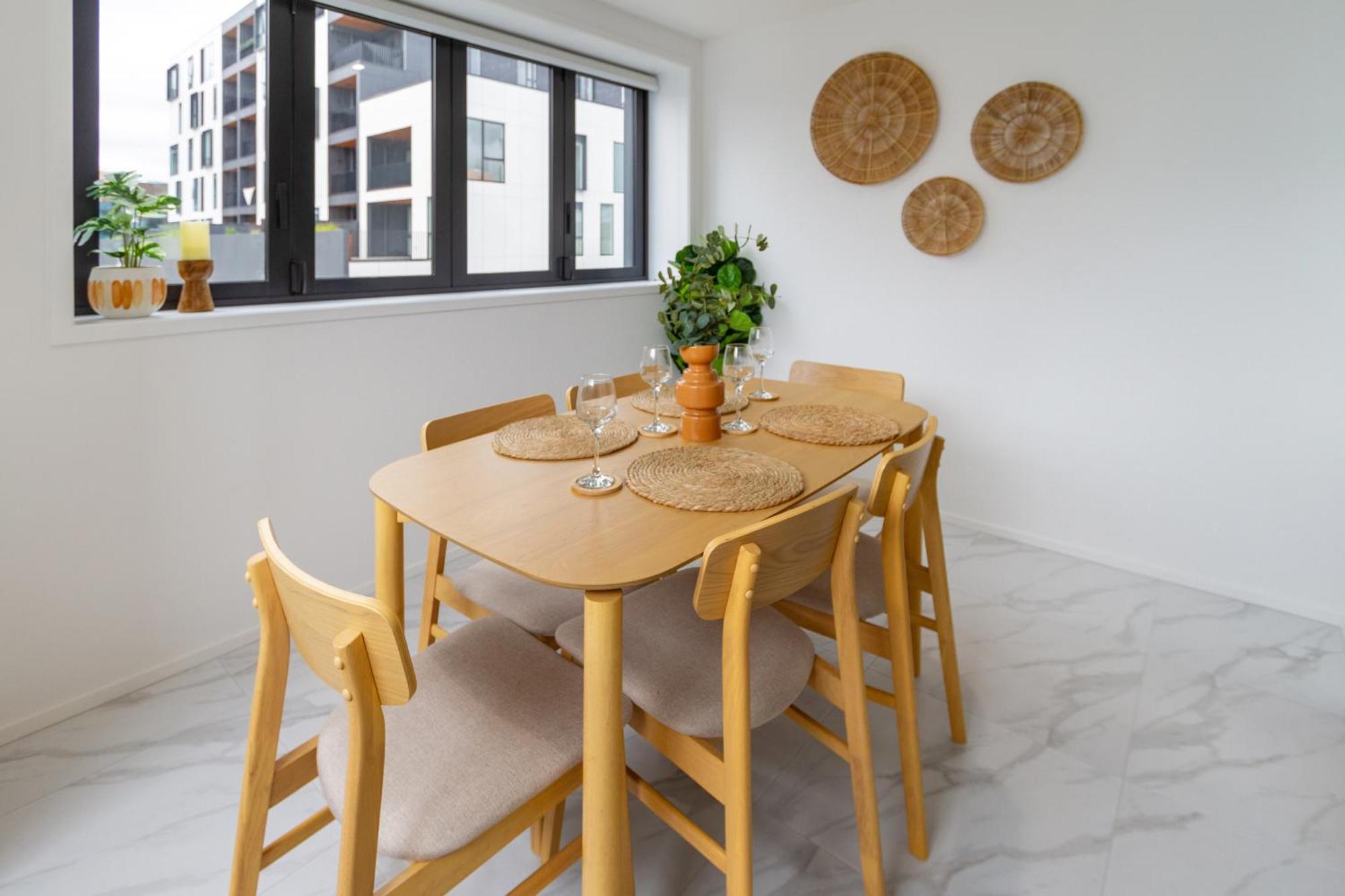 Modern City Lifestyle: 2 Bedroom 1 Bath Christchurch Eksteriør billede