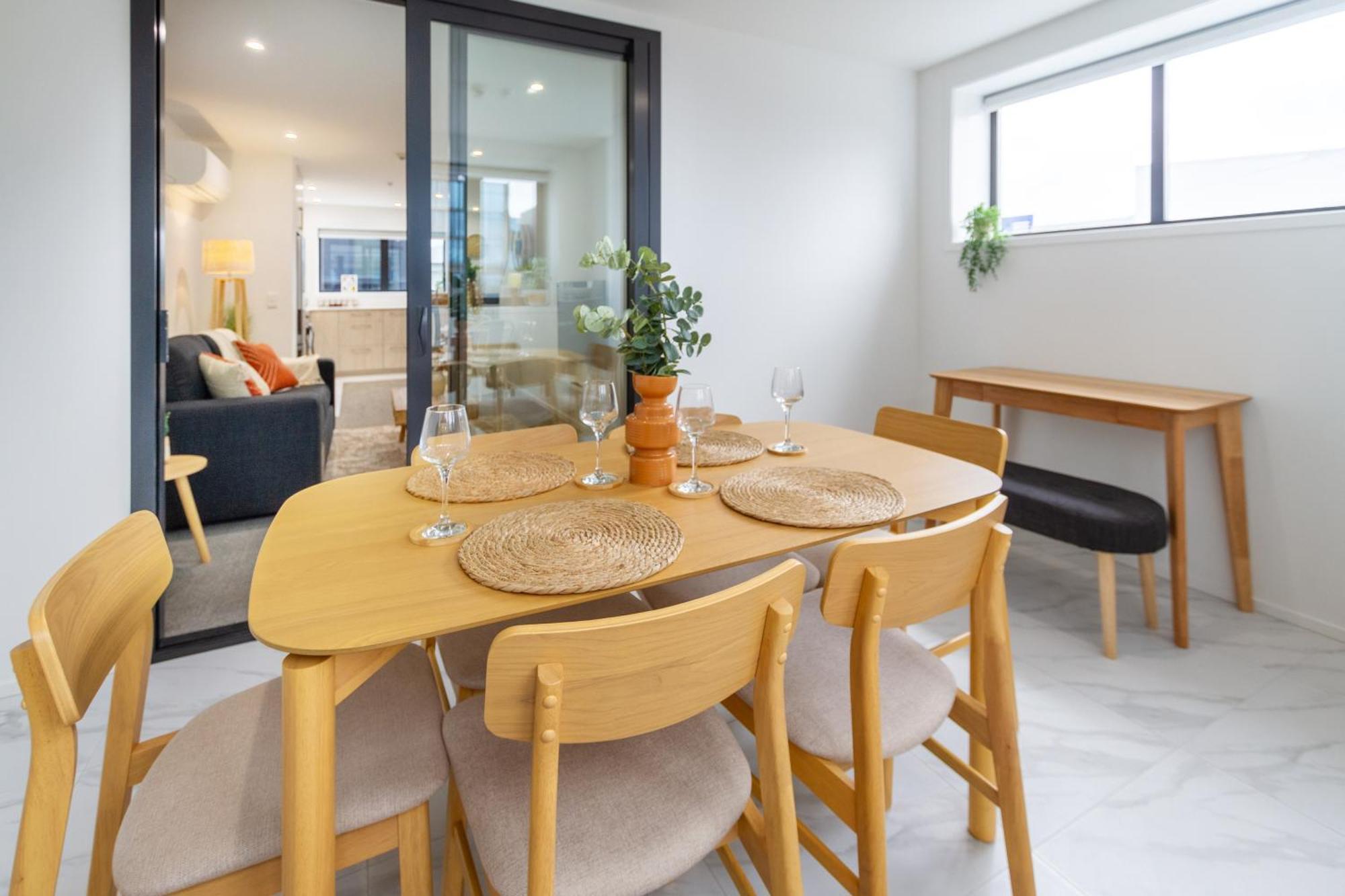 Modern City Lifestyle: 2 Bedroom 1 Bath Christchurch Eksteriør billede