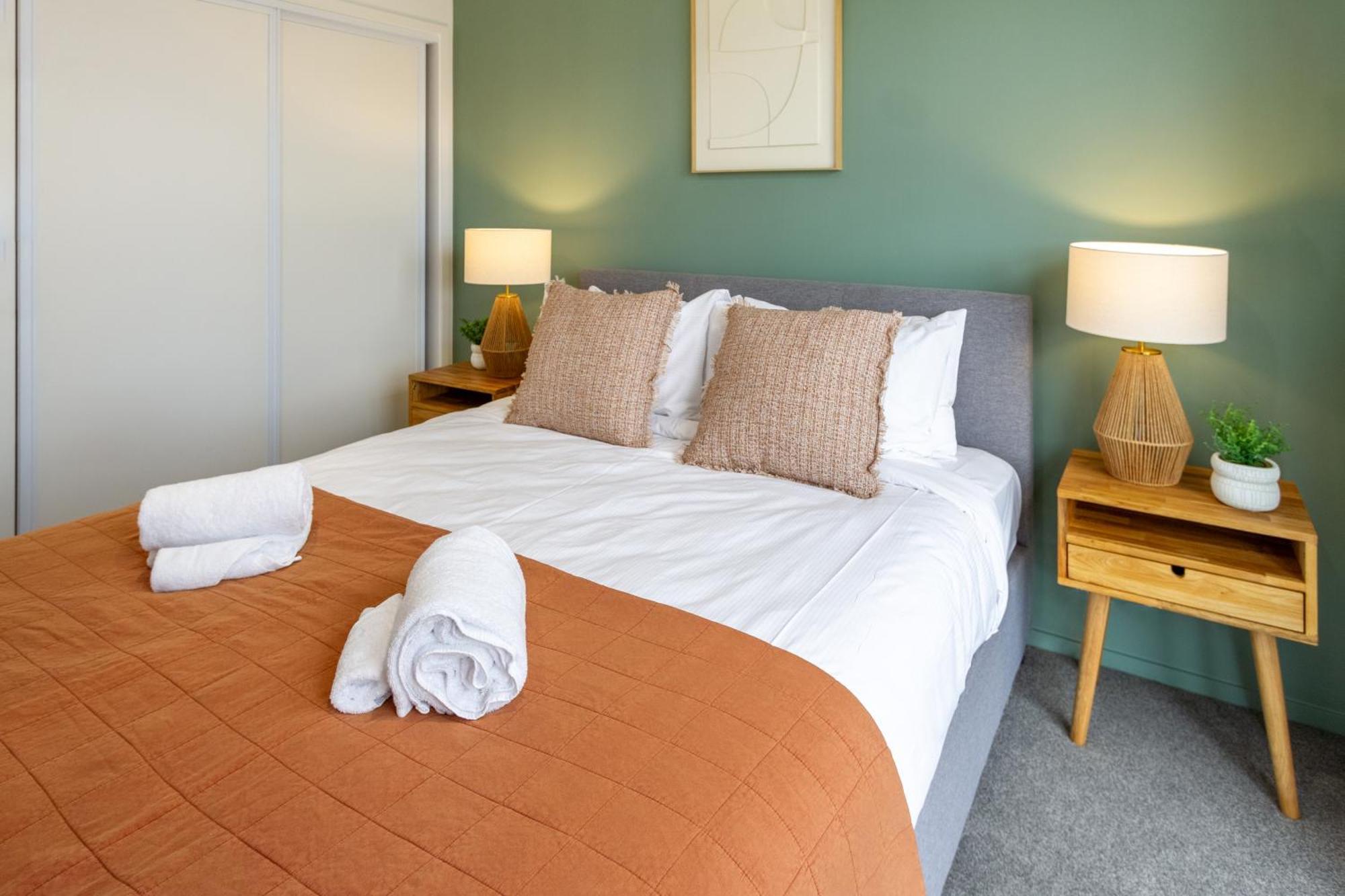 Modern City Lifestyle: 2 Bedroom 1 Bath Christchurch Eksteriør billede