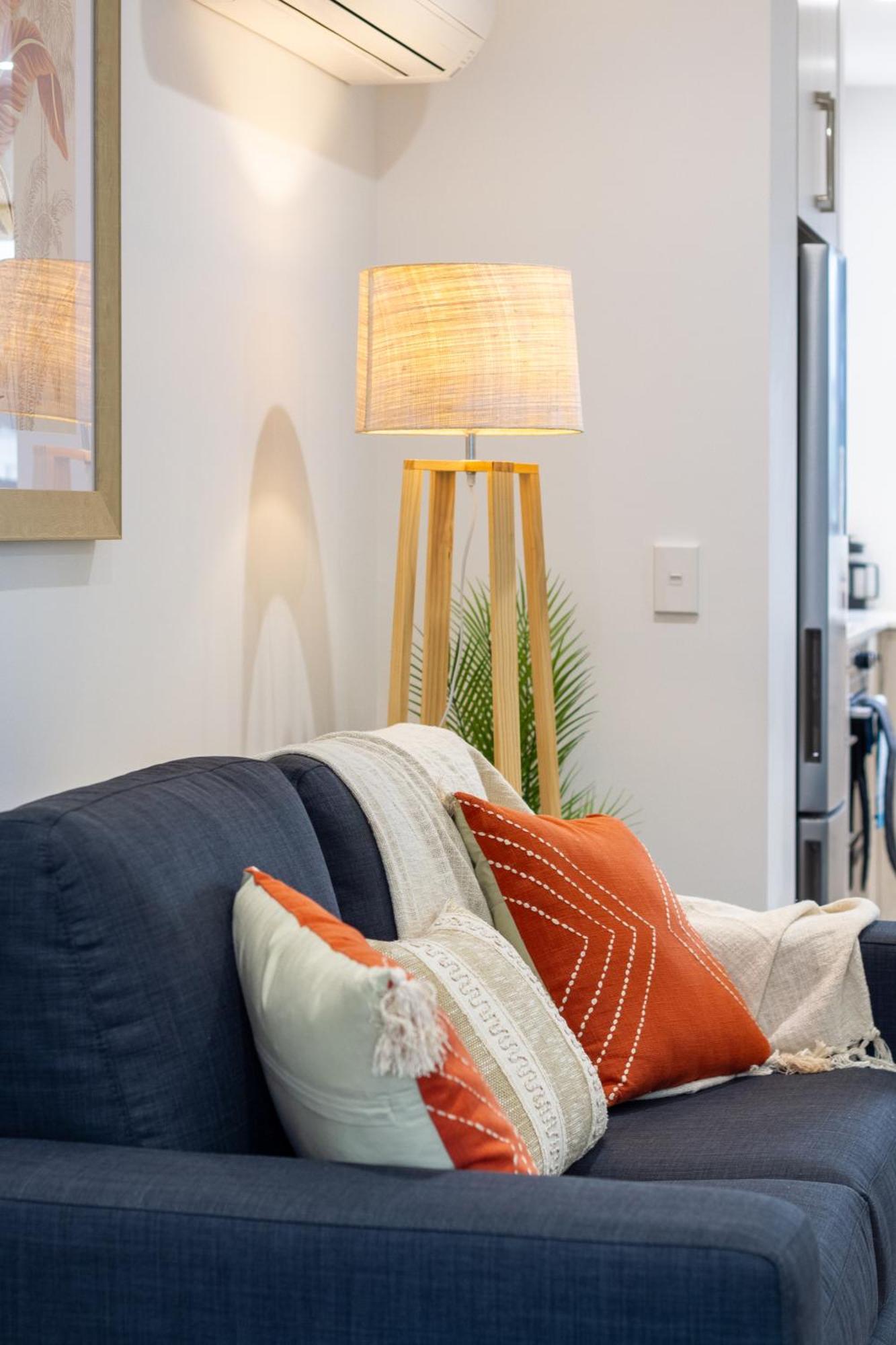 Modern City Lifestyle: 2 Bedroom 1 Bath Christchurch Eksteriør billede