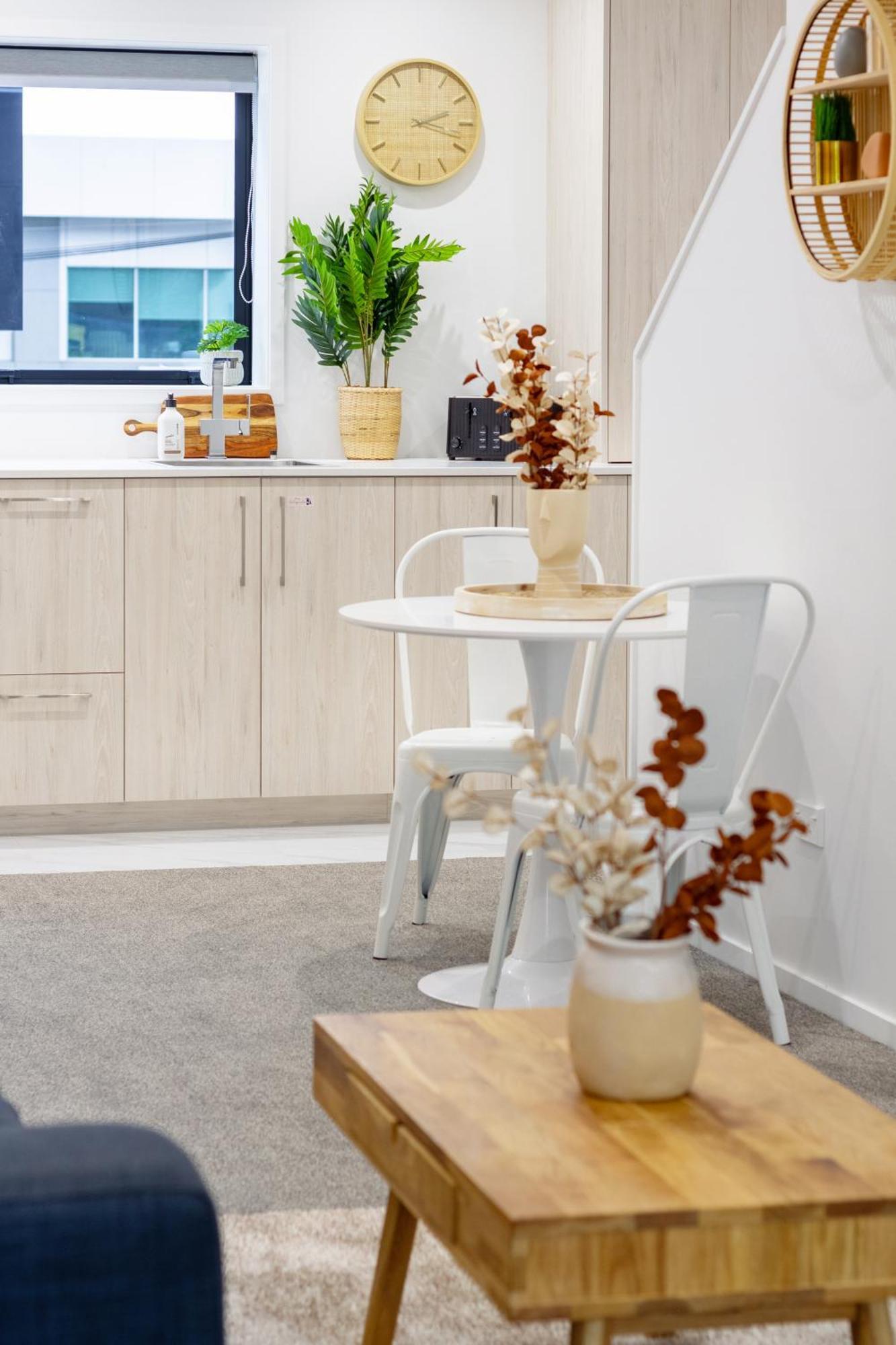 Modern City Lifestyle: 2 Bedroom 1 Bath Christchurch Eksteriør billede